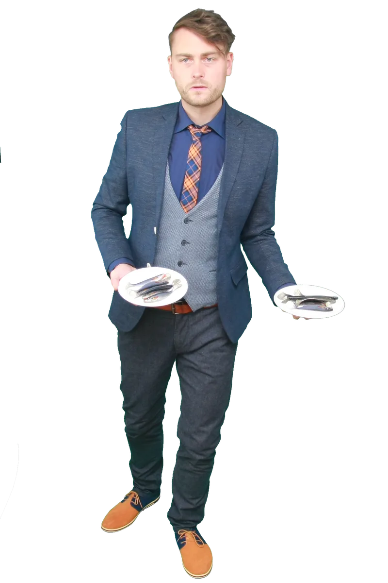 David Schreiber als Garry Lejeune oder Roger Tramplemain in „Der nackte Wahnsinn“ (2019)